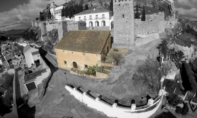 Moclin House | POSITION OF MOCLIN. CENTURY XVI