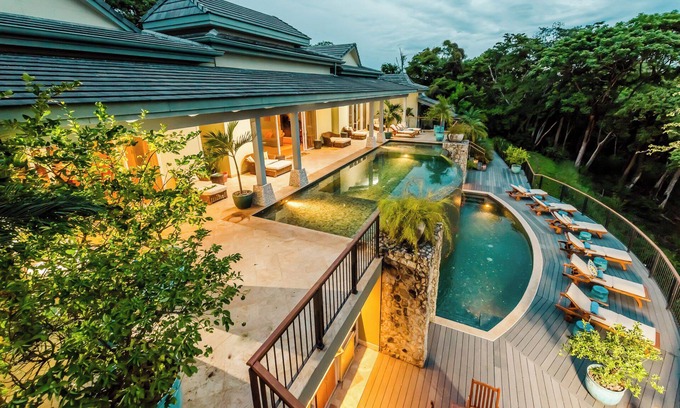 Papagayo Peninsula House | Positioned along the shores of enchanting Papagayo Peninsula, dont miss out!