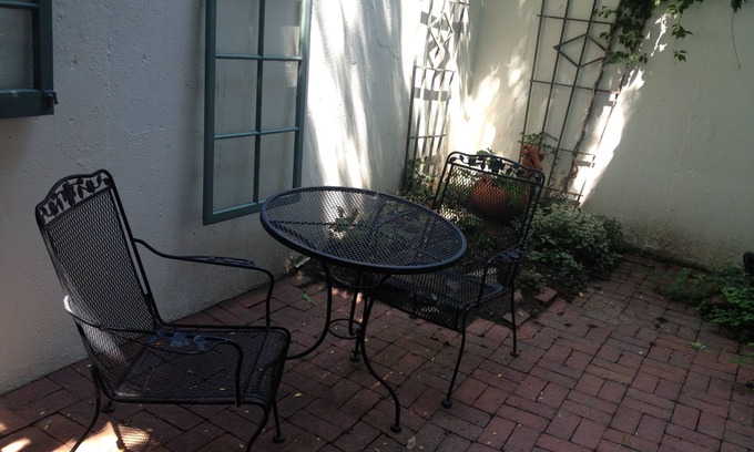Lower Chautauqua Apartment | Possibly the best of Boulder locations! Walking distance to anything!
