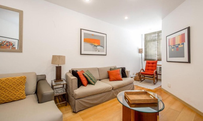 Copacabana Apartment | Posto 6- Confort and Convenience in one place