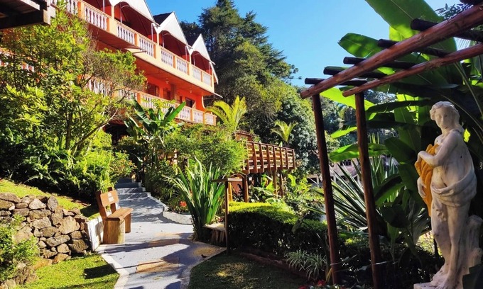 Santo Antonio do Pinhal Hotel | Pousada Pinhalense