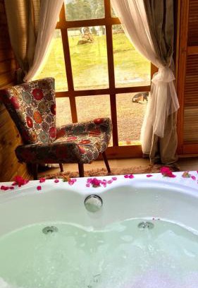 Praia Grande Ski Chalet | Pousada Figueira do Rio do Boi