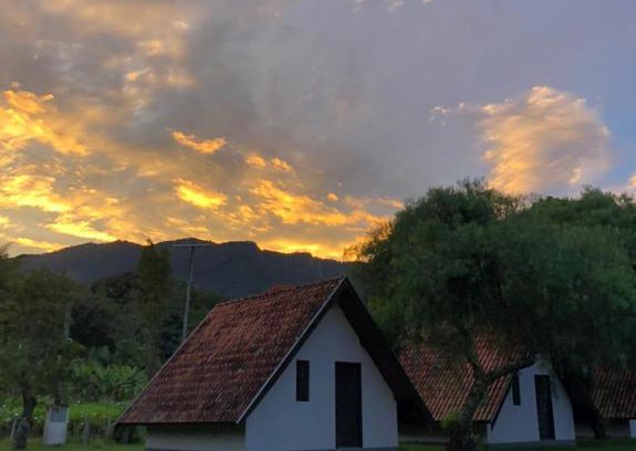 Sao Bento do Sapucai Hotel | Pousada Pé da Serra