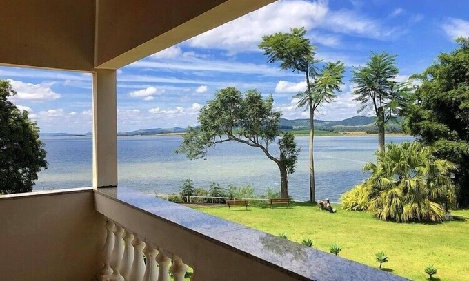 Carmo do Rio Claro Hotel | Pousada Pontal do Lago