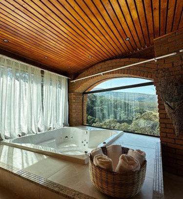 Conceicao do Ibitipoca Cabin | Pousada Quinta do Barao