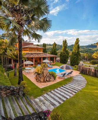 Bueno Brandao Hotel | Pousada Vale do Café