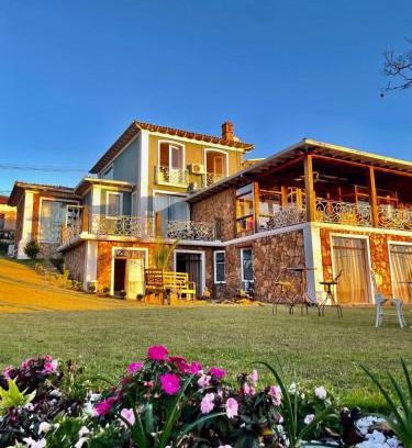 Tiradentes Hotel | Pousada Varandinha