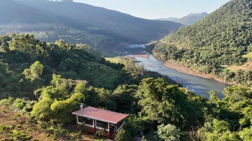 Sao Valentim do Sul Ski Chalet | Pousada Vila Felicita