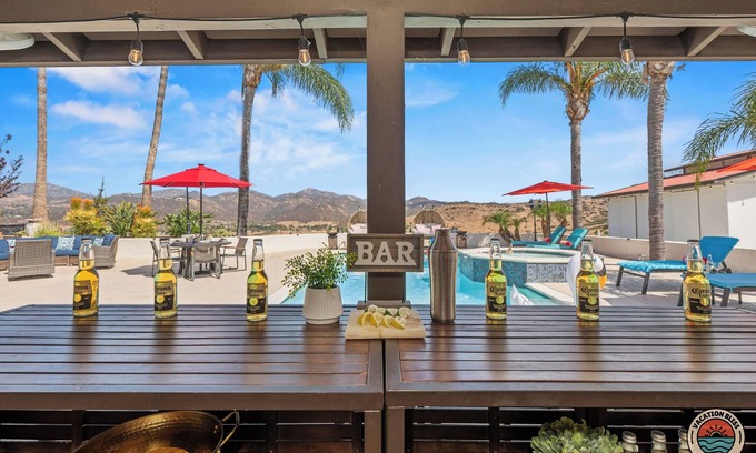 Poway House | Poway Panorama Peak - Pool, Spa, Sleeps 24!