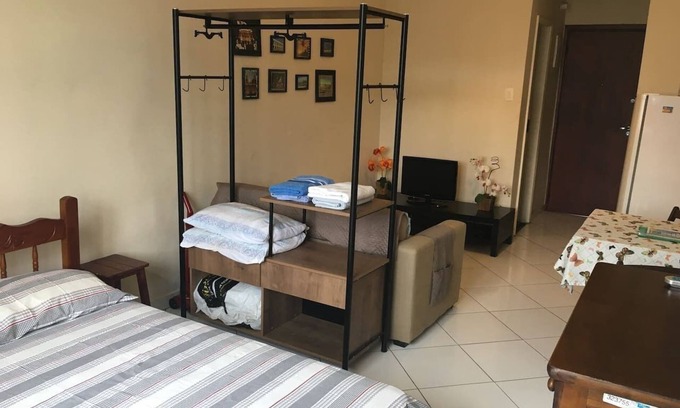 Lapa Apartment | Practical and Functional Studio in Lapa