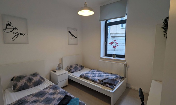 Goethestraße Apartment | Practical fitter/holiday apartment | first floor | WLAN & washing machine |