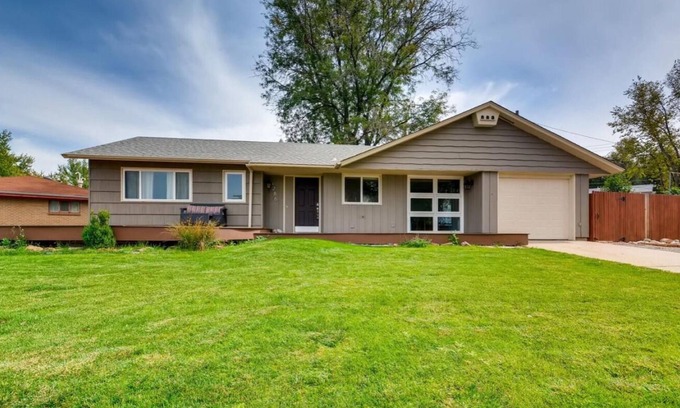Littleton Apartment | Practical One Bedroom Unit Near Downtown Littleton