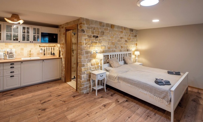 Chyne Apartment | Prague West - Studio Terrace Chyne