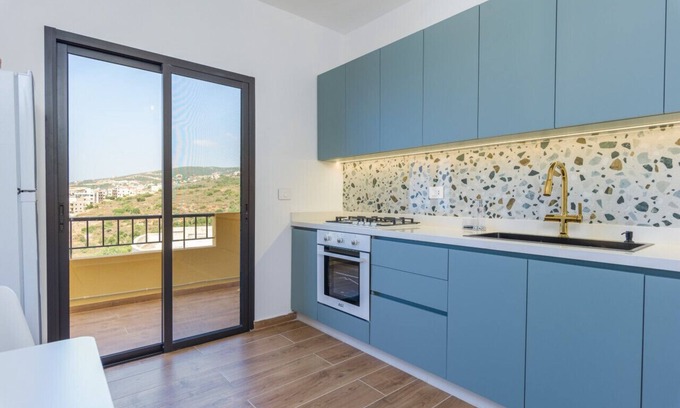 Thoum Apartment | Praia Sea View 2-BR Apartment in Thoum, Batroun