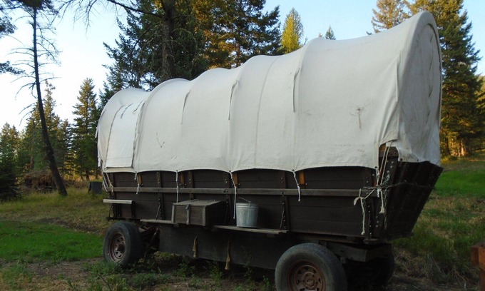 Eureka RV Rental | Prairie Schooner campsite 4 Caribou Trail Wagon Camp
