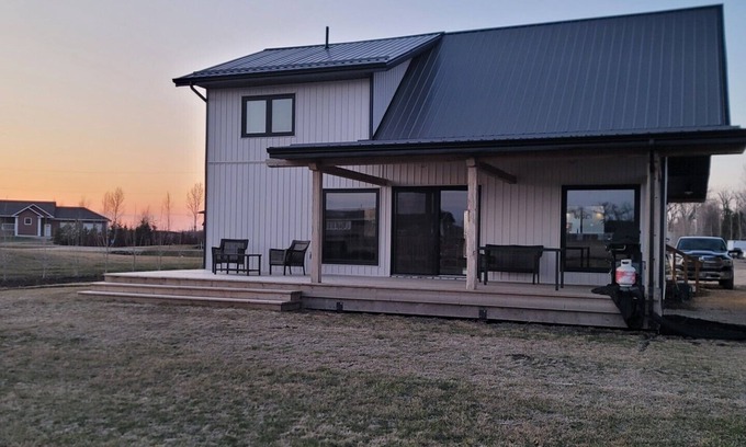 Altona House | Prairie Wind Ranch House