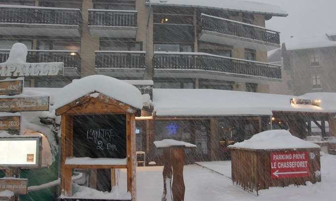 Pralognan-la-Vanoise Apartment | Pralognan La Vanoise: Sup apart full Center, Nature, National Park Vanoise1450