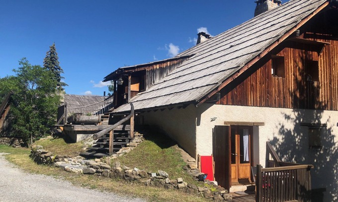 Pra Loup Apartment | PRALOUP 1500 Charming duplex 70 m2 in chalet - magnificent view - sleeps 6