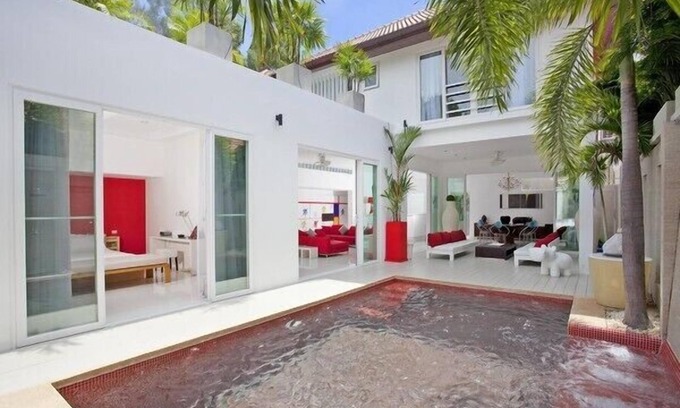 Pratumnak Hill Villa | Pratumna Villa Majestic Sunrise Design