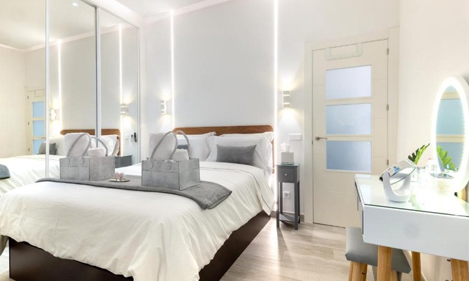 Huertas Apartment | Precioso Apartamento cerca de la Puerta Del Sol