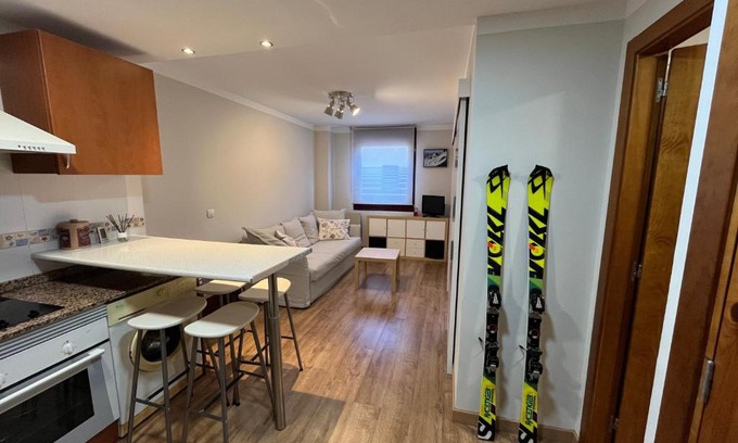 Puebla de Lillo Apartment | Precioso apartamento en San Isidro , ski , snow