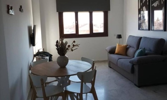 Bormujos Apartment | Precioso Apartamento Ubicado en Edificio Junto a Centro Comercial y de Ocio