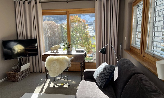Le Chable Villa | Prefect Getaway Spacious 5 bedroom family villa, Le Chable. Walk to lift, 200m