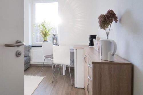 Aue Apartment | Preiswertes modernes Gästezimmer in Aue Bad-Schlema