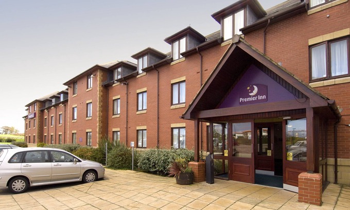 Blackpool Hotel | Premier Inn Blackpool East - M55 J4