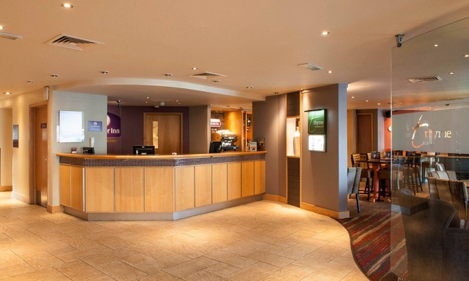 Bothamsall Hotel | Premier Inn East Midlands Airport