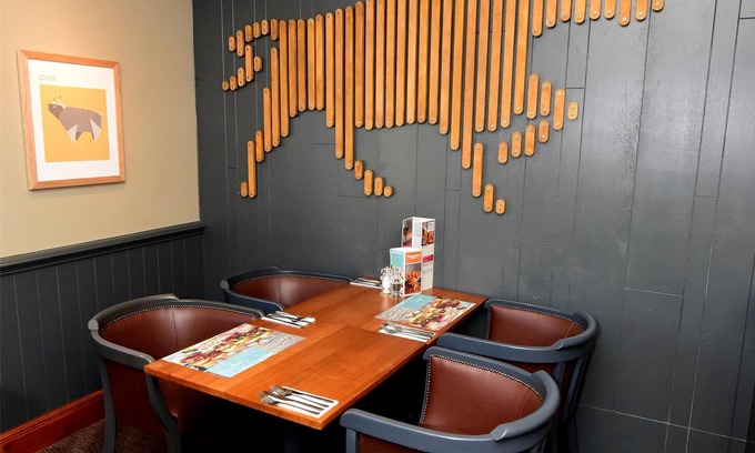 Newport Hotel | Premier Inn Isle Of Wight - Newport