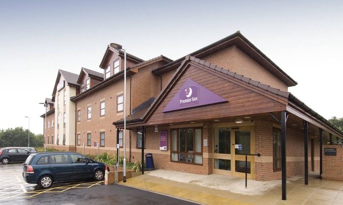 Ripley Hotel | Premier Inn Ripley