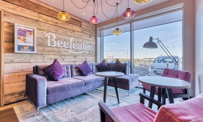 Saffron Walden Hotel | Premier Inn Saffron Walden