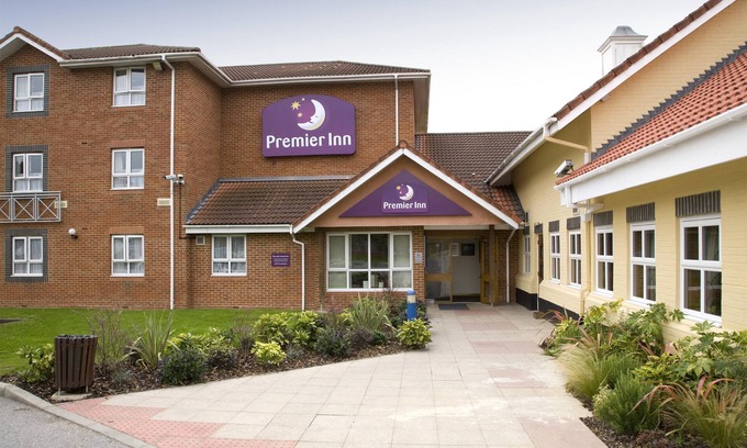 Welwyn Garden City Hotel | Premier Inn Welwyn Garden City