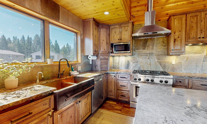 Camp Richardson House | Premier Tahoe Keys home on the channel - close to Heavenly Ski Resort/Village