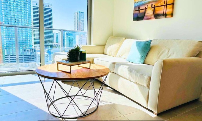 Downtown Miami Condo | Premium 1BR Apartment | Skyline Views | Gym + Pool | Professionally Managed