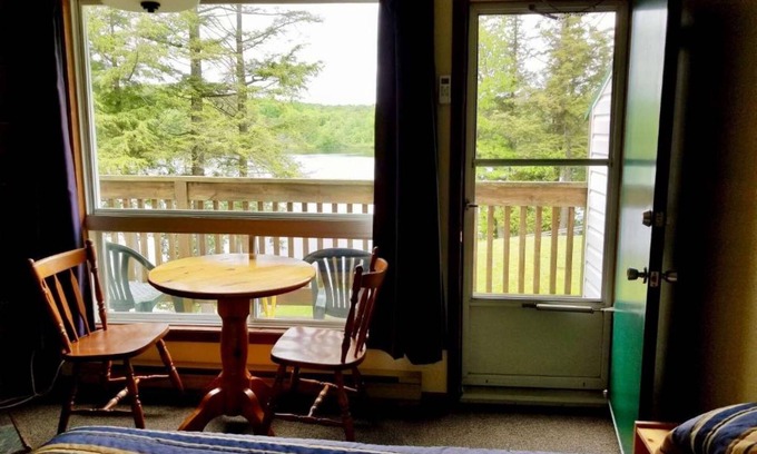 Seguin Cabin | Premium 3 Bedroom Cottage