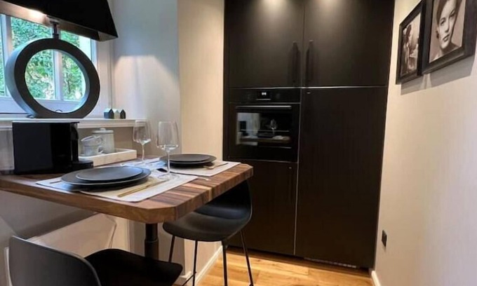 Kernstadt Apartment | Premium Apartment an der Stadtmauer im EG