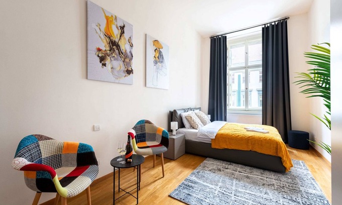 Vysocany Apartment | Premium apartments near park Prague