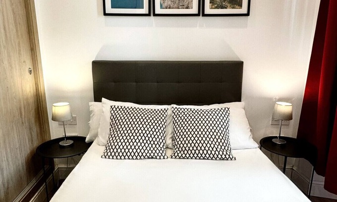 Gibraltar Apartment | Premium City Centre Apartment with Private Balcony