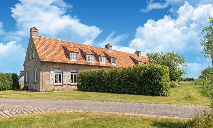 Nieuwmunster Other | Premium farmhouse in Nieuwmunster with pool