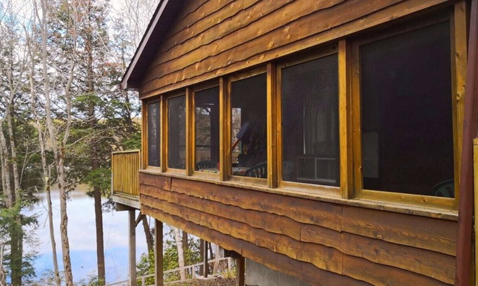 Seguin Cabin | Premium Four-Bedroom Cottage