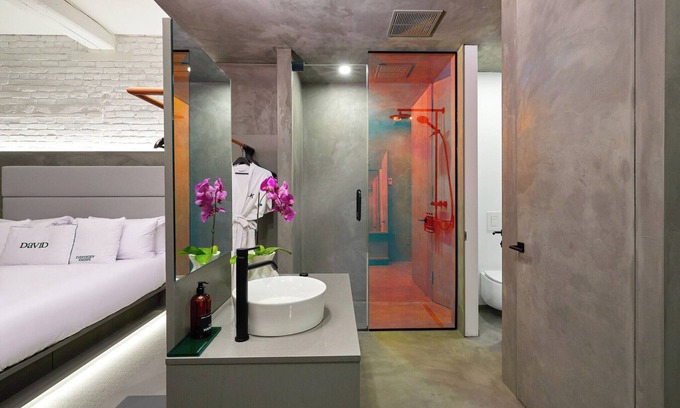 Old Montreal Apartment | PREMIUM LOFT | The Signature