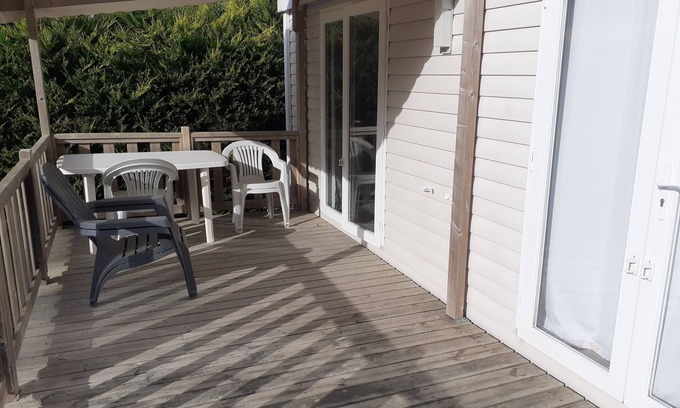 Le Perrier House | Premium mobile home, 7 minutes from the beach and indoor pool.