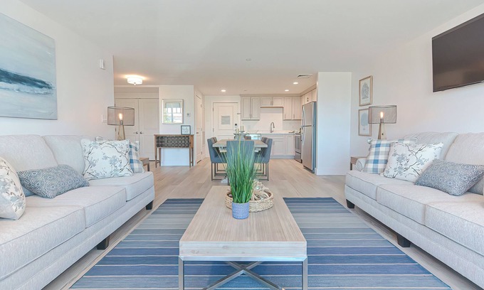 Plymouth Cultural District Apartment | Premium Ocean View Condo (1,100S.F.)
