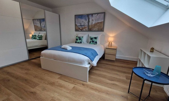 Hettange-Grande Villa | Premium Room 7 Normandie