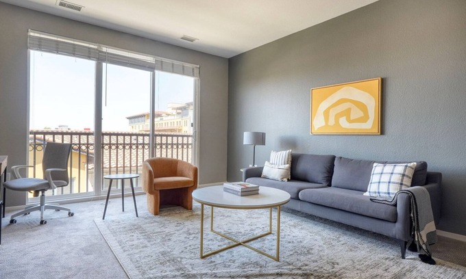 San Jose Apartment | Premium Santana Row 2BR Townhouse w/Pool, nr highways, by Blueground