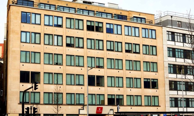 Bristol Floating Harbour Apartment | Premium Studio in Bristol