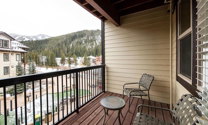 Winter Park Apartment | Premium Unit 4547 - One Bedroom withKitchenette - Fraser Crossing Founders Pointe condo
