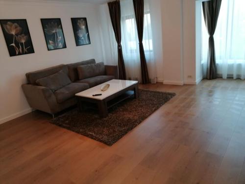 Giurgiu Apartment | PremiumSuites